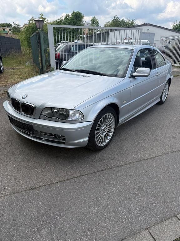 Silber Gebraucht 2000 BMW 330 Sport Line Coupé | 9.700 € (Superpreis) - Bild 1/4