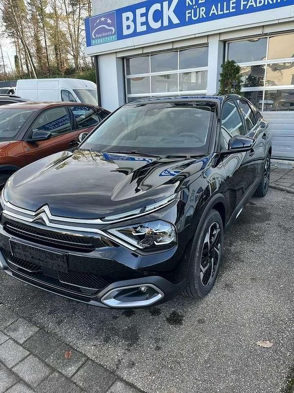 Schwarz Neu 2024 Citroën C4 PureTech | 23.990 € (Teuer) - Bild 1/4