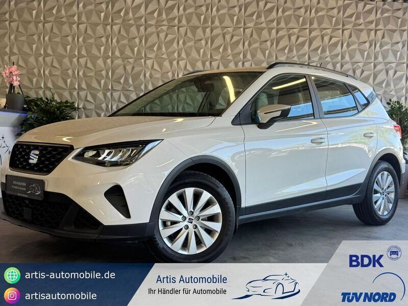 Weiß Gebraucht 2022 Seat Arona SUV | 18.790 € (Guter Preis) - Bild 1/4