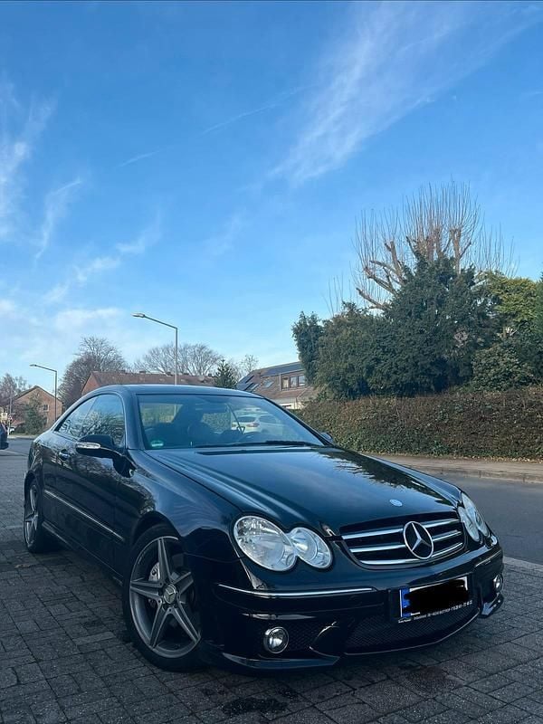 Schwarz Gebraucht 2005 Mercedes CLK350 AMG Coupé | 7.200 € (Guter Preis) - Bild 1/4