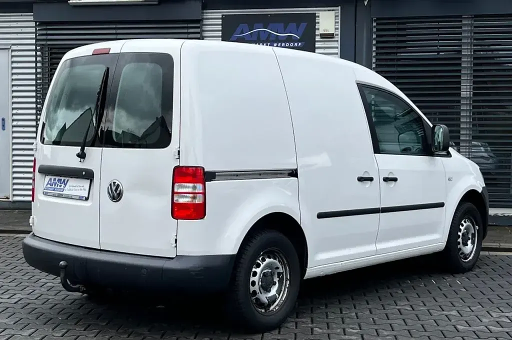 Używany VW Caddy 102 KM (75 kW) 2015 Biały Minivan