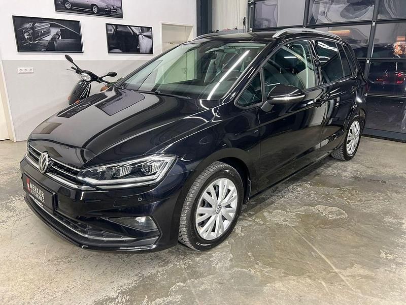 Schwarz Gebraucht 2018 VW Golf VII Join Limousine | 13.999 € (Guter Preis) - Bild 1/4