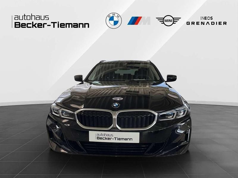 Gebraucht BMW 320 Exclusive 190 PS (139 kW) 2025 Black sapphire metallic Kombi