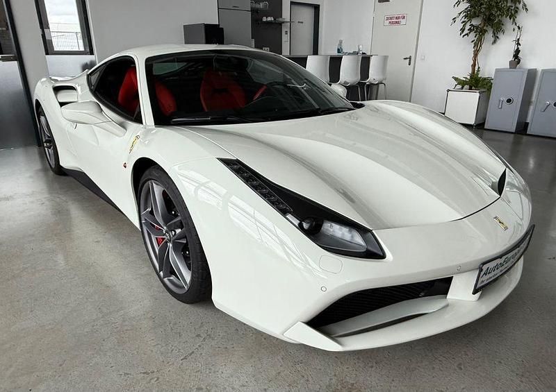 Gebraucht Ferrari 488 670 PS (492 kW) 2017 Weiß Coupé