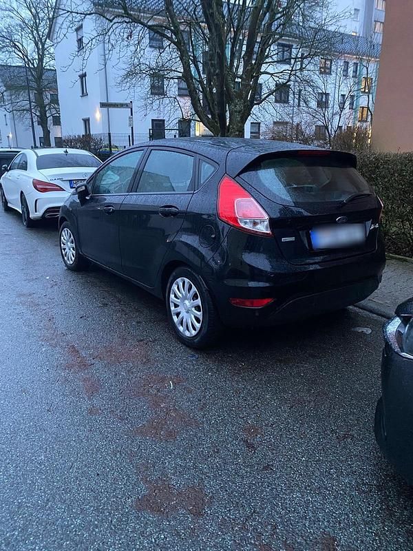 Gebraucht Ford Fiesta 100 PS (73 kW) 2016 Schwarz Kleinwagen