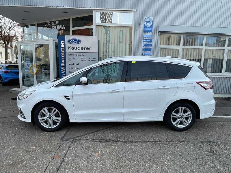 Gebraucht Ford S-MAX Titanium 190 PS (139 kW) 2021 Other Van / Kleinbus