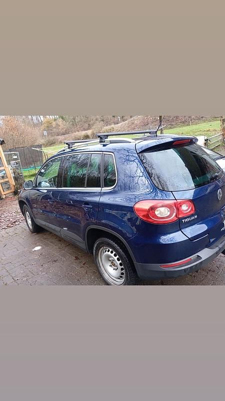 Blau Gebraucht 2010 VW Tiguan SUV | 9.000 € (Teuer) - Bild 1/4