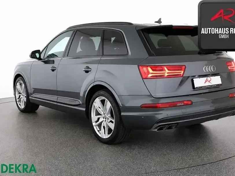 Gebraucht Audi SQ7 Sport 435 PS (319 kW) 2017 Daytonagrau perleffekt SUV