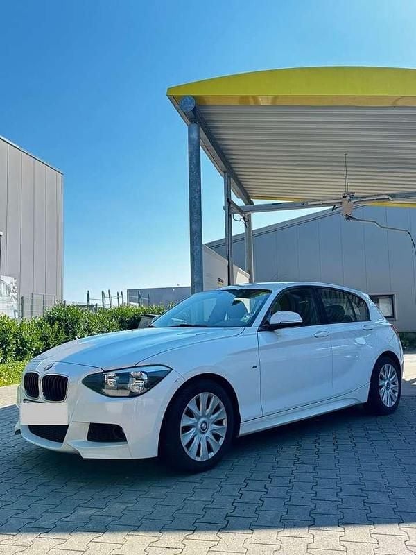 Weiß Gebraucht 2014 BMW 116 M Sport Kleinwagen | 6.500 € (Fairer Preis) - Bild 1/4