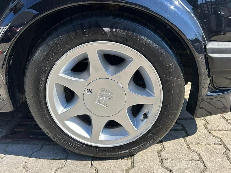 Gebraucht Ford Escort 105 PS (77 kW) 1984 Schwarz Limousine