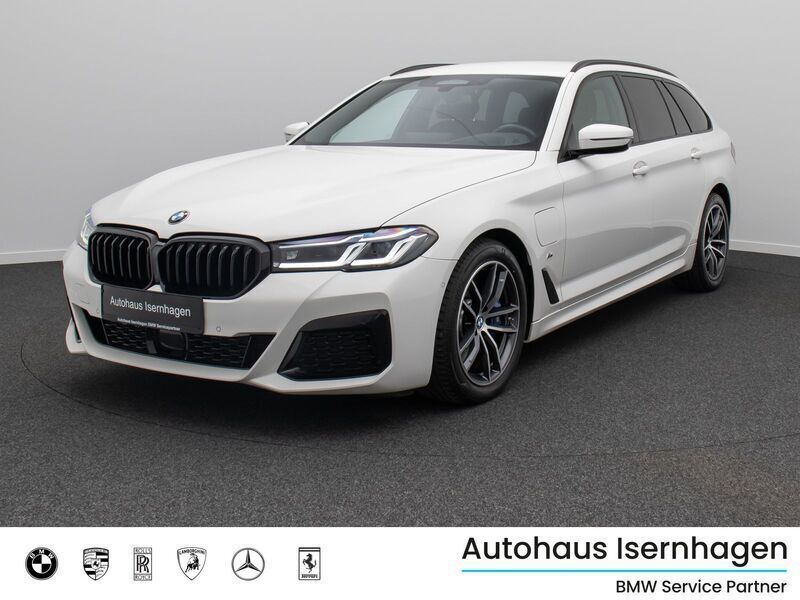 Alpinweiß uni300schwarz Gebraucht 2021 BMW 530e M Sport Limousine | 36.999 € (Fairer Preis) - Bild 1/4