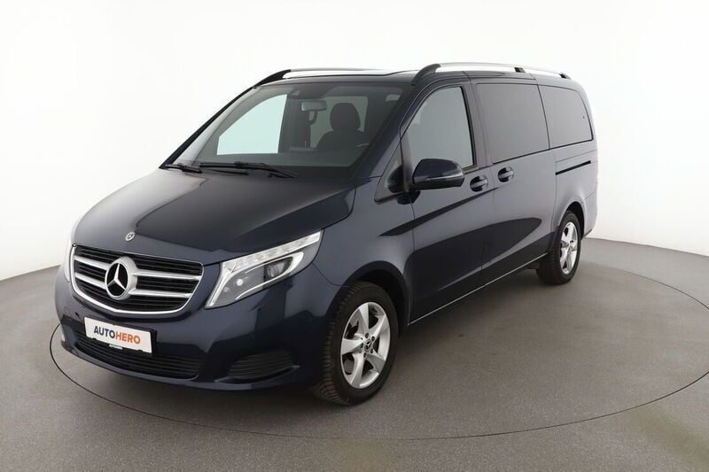 Blau Gebraucht 2019 Mercedes V250 Edition Van / Kleinbus | 41.710 € (Guter Preis) - Bild 1/4