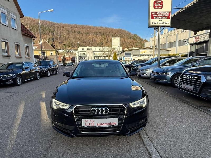 Brillantschwarz Gebraucht 2011 Audi A5 Sportback Kleinwagen | 8.950 € (Fairer Preis) - Bild 1/4