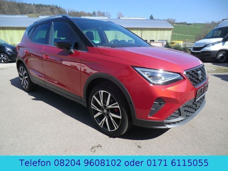 "desire" rot Gebraucht 2024 Seat Arona Design SUV | 23.200 € (Fairer Preis) - Bild 1/4