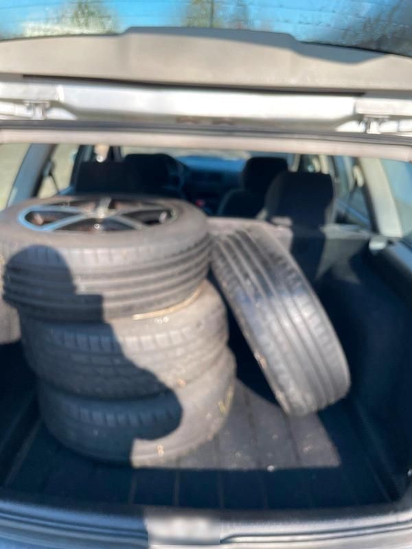 Gebraucht VW Golf IV 77 PS (56 kW) 2001 Silber Kombi