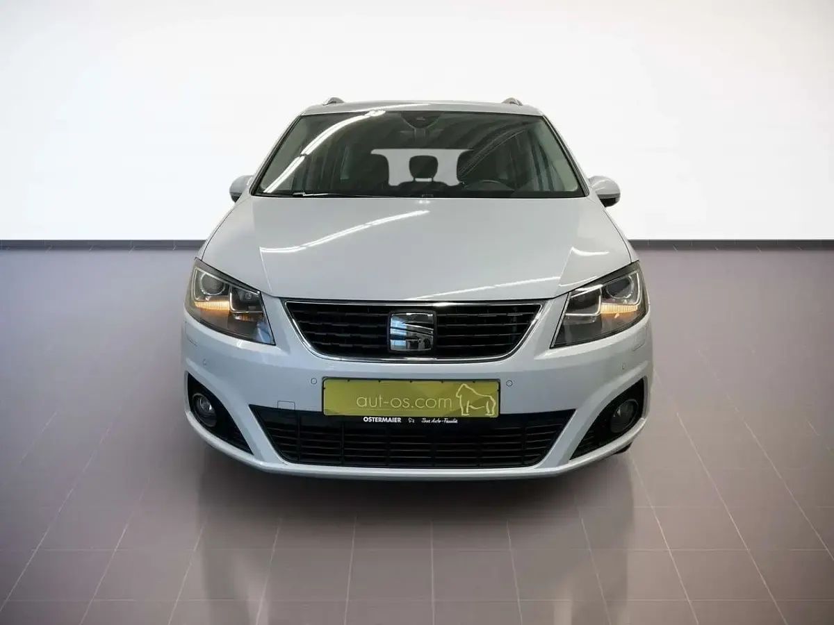 Gebraucht Seat Alhambra XCELLENCE 150 PS (110 kW) 2022 Silber Van / Kleinbus