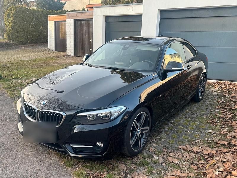 Gebraucht BMW 220 Sport Line 184 PS (135 kW) 2014 Schwarz Coupé