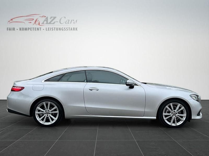 Gebraucht Mercedes E200 Avantgarde 184 PS (135 kW) 2018 Silber Coupé