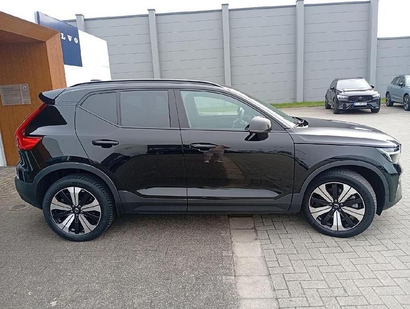 Gebraucht Volvo XC40 Plus 169 kW (231 PS) 2023 Schwarz SUV