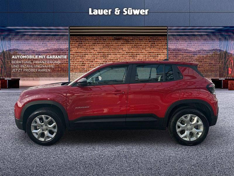 Gebraucht Jeep Avenger Altitude 101 PS (74 kW) 2025 Rot SUV