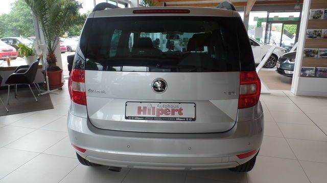 Gebraucht Skoda Yeti Cool Edition 110 PS (80 kW) 2016 Silber metallic SUV