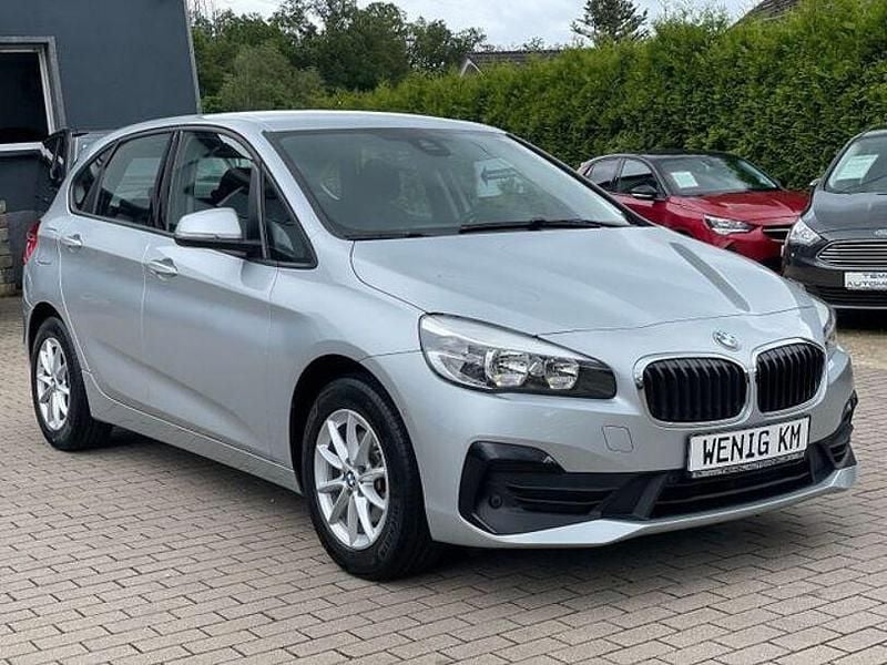Gebraucht BMW 216 Active Tourer Performance 116 PS (85 kW) 2019 Silber Van / Kleinbus