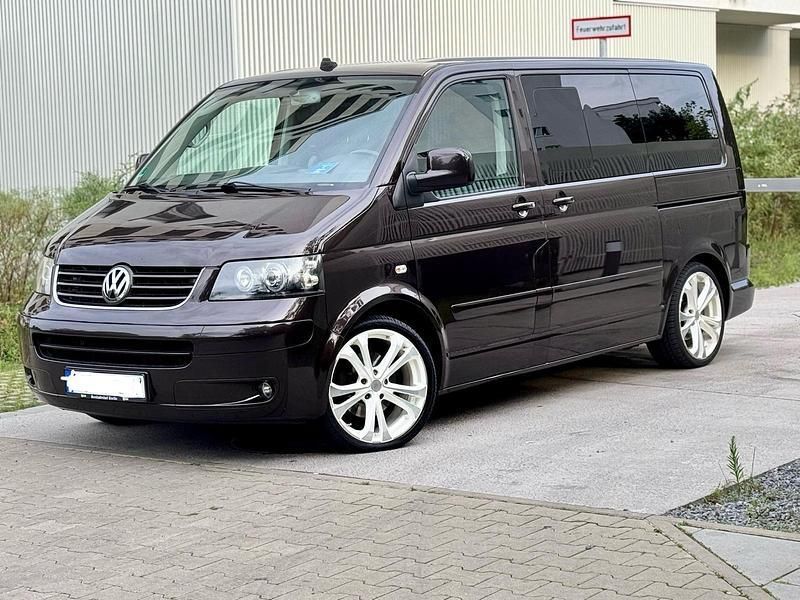 Braun Gebraucht 2009 VW T5 Highline Van | 15.700 € (Teuer) - Bild 1/4