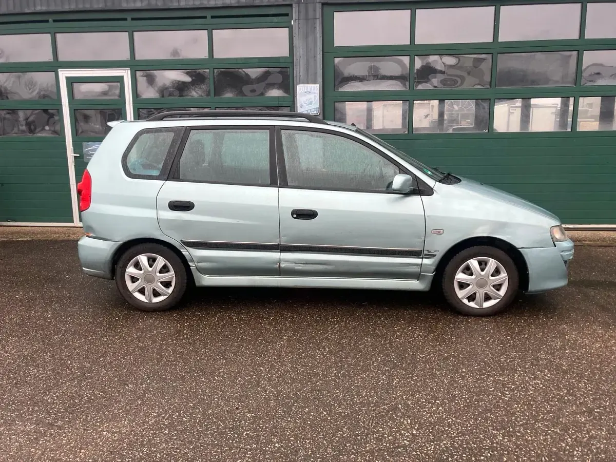 Gebraucht Mitsubishi Space Star Comfort Edition 111 PS (81 kW) 2002 Blau Van / Kleinbus