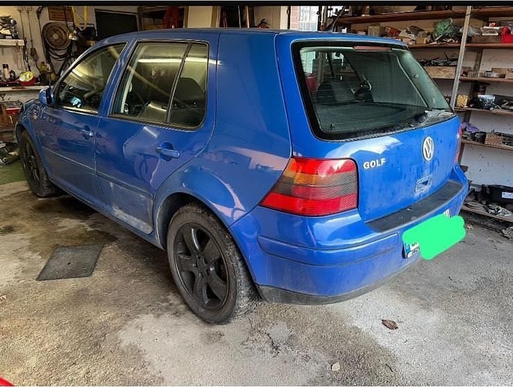 Gebraucht VW Golf IV 101 PS (74 kW) 1999 Blau Kleinwagen