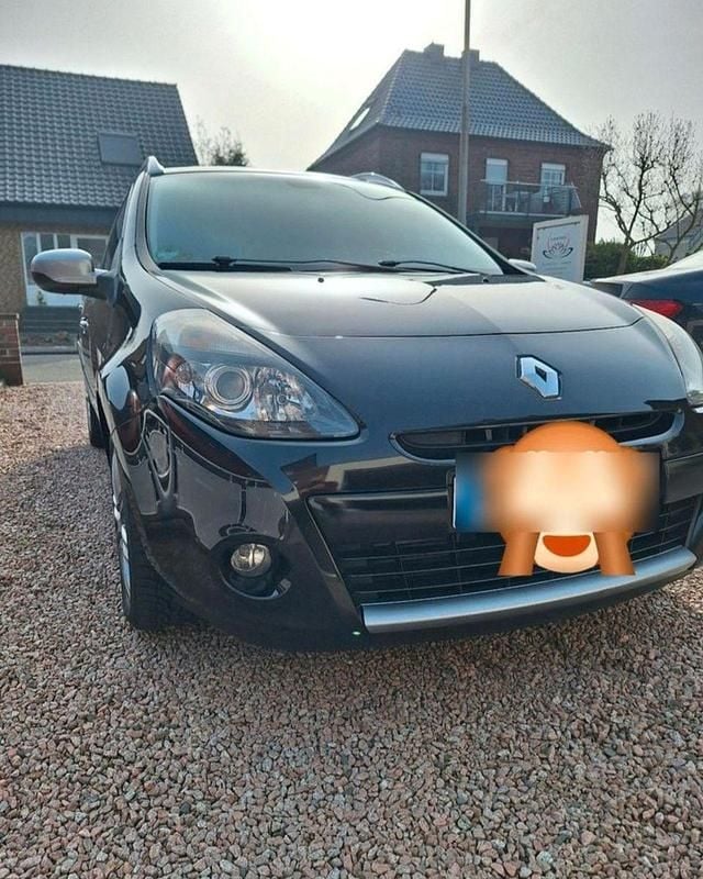 Gebraucht Renault Clio GrandTour Dynamique 101 PS (74 kW) 2010 Schwarz Kombi