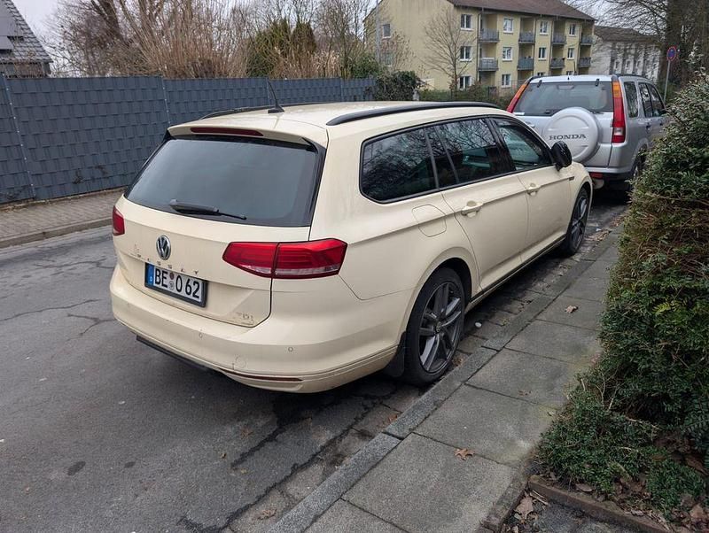 Gebraucht VW Passat Trendline 150 PS (110 kW) 2017 Andere farben Kombi