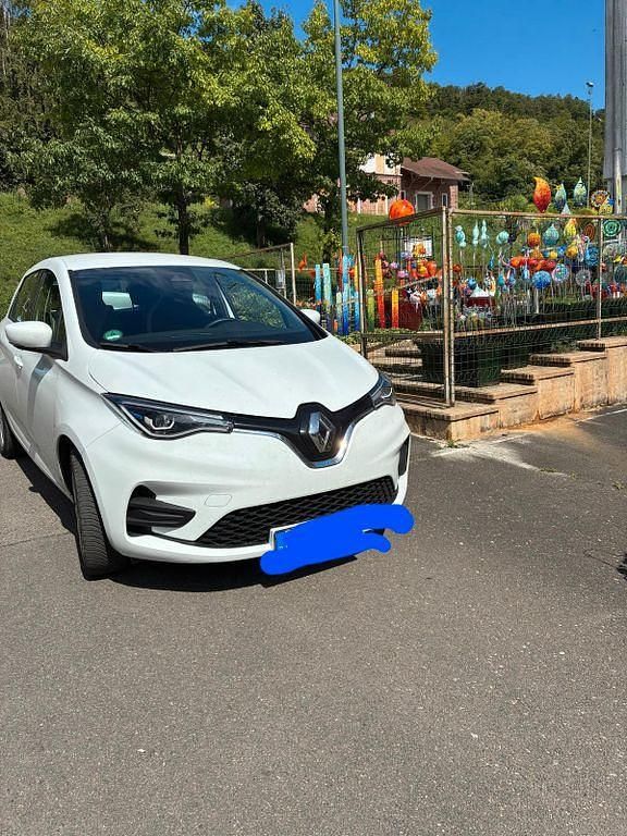 Weiß Gebraucht 2020 Renault Zoe Experience Kleinwagen | 13.999 € (Etwas zu teuer) - Bild 1/4
