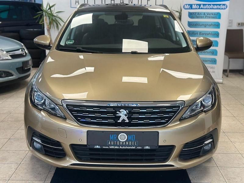 Gebraucht Peugeot 308 SW Allure 131 PS (96 kW) 2018 Gold Kombi