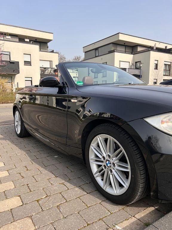 Gebraucht BMW 118 Cabriolet Performance 143 PS (105 kW) 2009 Schwarz Cabrio