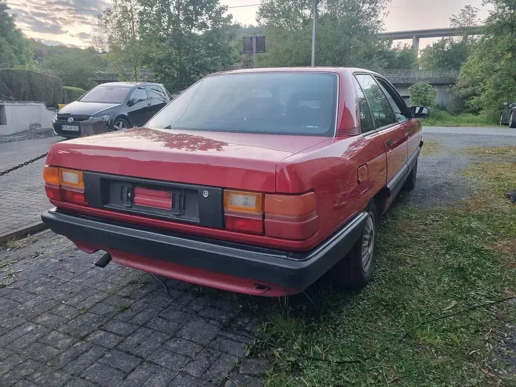 Gebraucht Audi 100 116 PS (85 kW) 1989 Rot Limousine