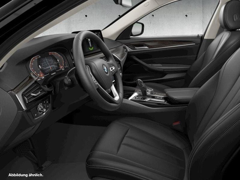 Gebraucht BMW 530 Efficient Dynamics 286 PS (210 kW) 2023 Schwarz uni Kombi