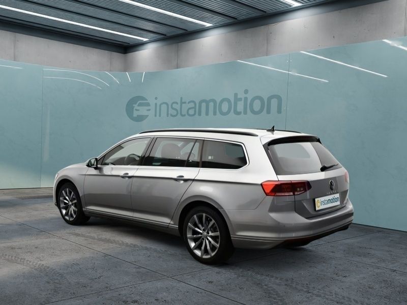 Gebraucht VW Passat Business 200 PS (147 kW) 2023 Silber Kombi