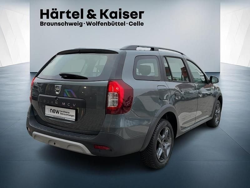 Gebraucht Dacia Logan Celebration 90 PS (66 kW) 2017 Islandgrau (grau) Kombi
