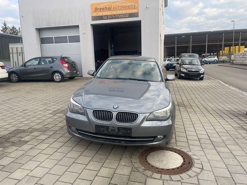 Gebraucht BMW 523 190 PS (139 kW) 2007 Grau Limousine