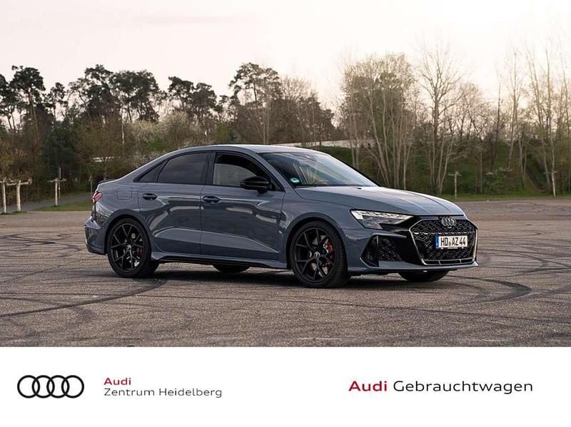 Kemoragrau metallic Gebraucht 2025 Audi RS3 Kleinwagen | 64.500 € (Guter Preis) - Bild 1/4