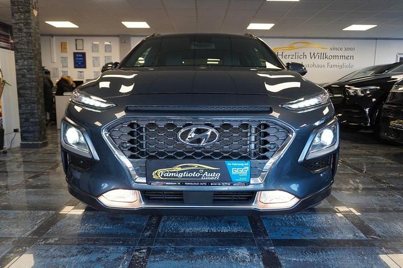 Gebraucht Hyundai Kona Style 177 PS (130 kW) 2020 Grau SUV