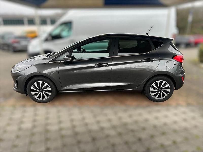 Gebraucht Ford Fiesta Titanium 125 PS (91 kW) 2023 Grau Limousine