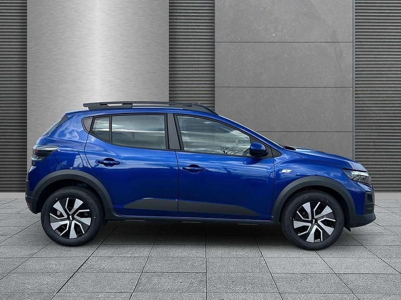 Neu Dacia Sandero Expression 110 PS (80 kW) 2026 Ironblau Kleinwagen