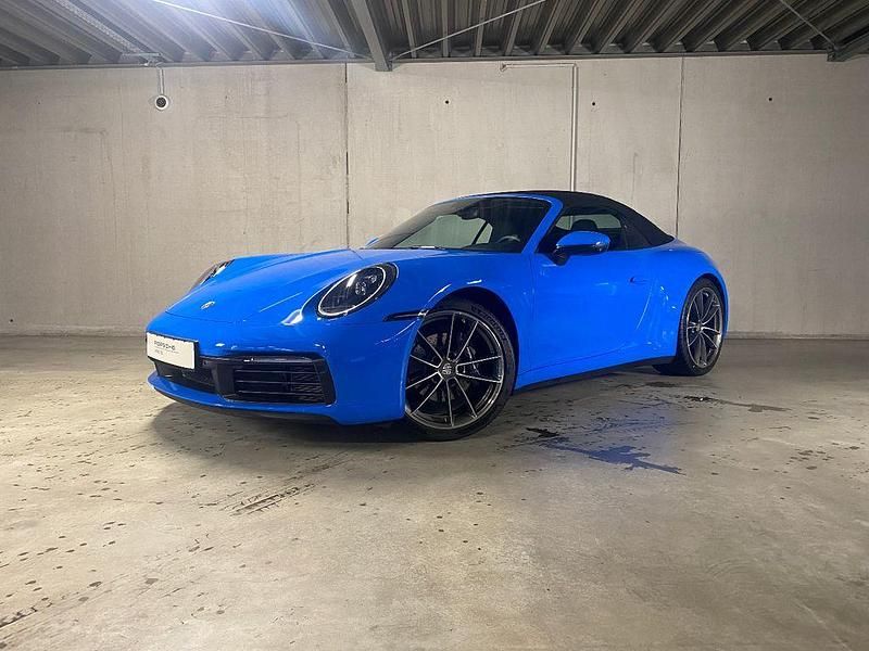 Gebraucht Porsche 911 Carrera Cabriolet 385 PS (283 kW) 2023 Shark blue Cabrio