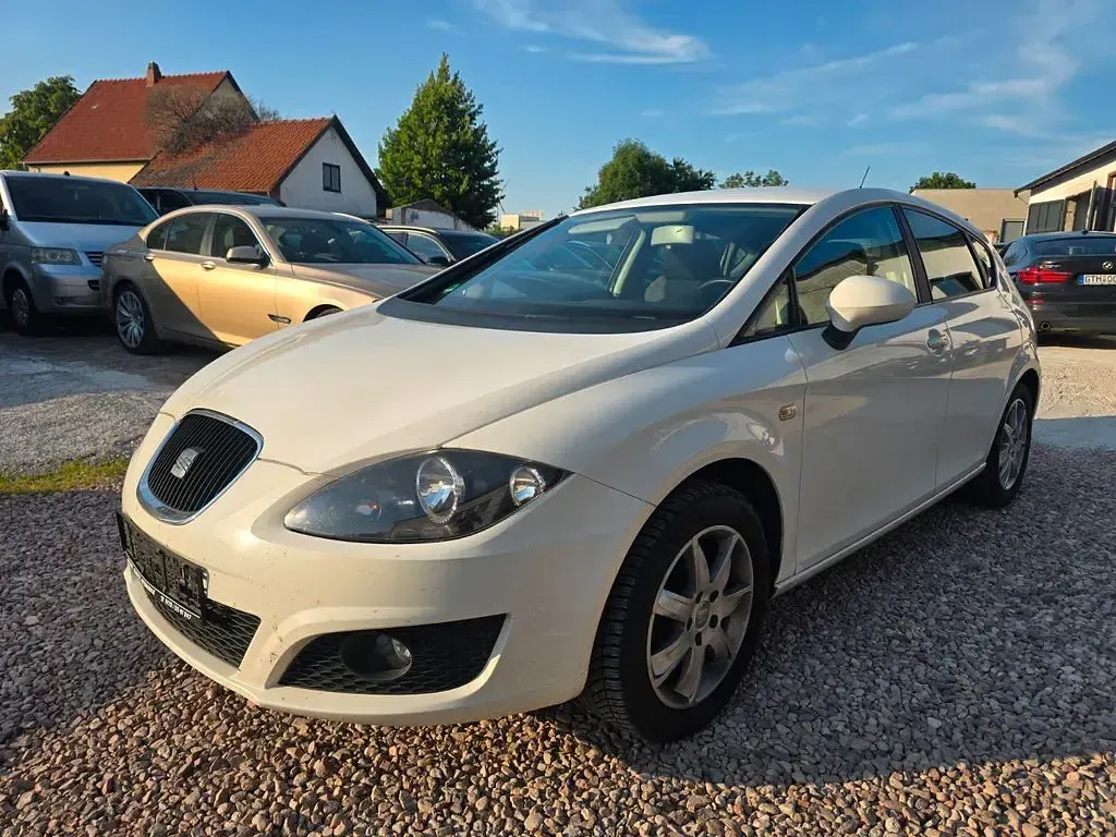 Gebraucht Seat Leon 105 PS (77 kW) 2010 Weiß Kleinwagen