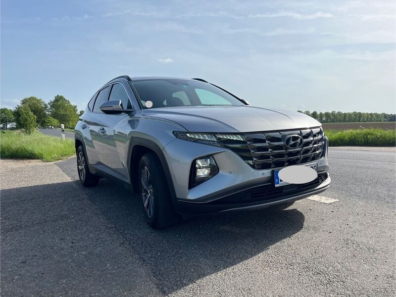 Silber Gebraucht 2021 Hyundai Tucson Trend SUV | 22.900 € (Guter Preis) - Bild 1/4