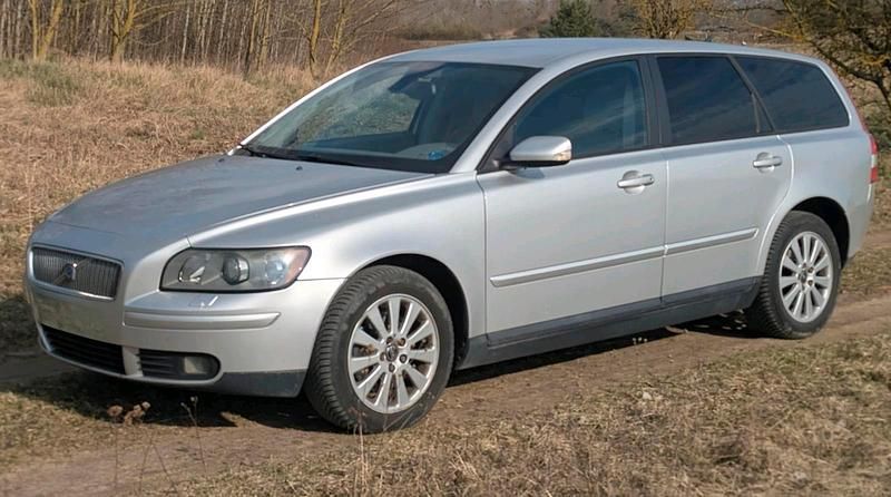 Gebraucht Volvo V50 Summum 170 PS (125 kW) 2004 Silber Kombi