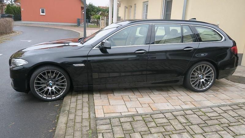 Gebraucht BMW 528 Luxury Line 245 PS (180 kW) 2016 Schwarz Kombi