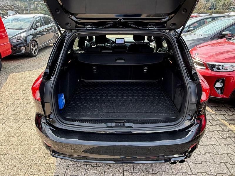 Gebraucht Ford Focus ST-Line 150 PS (110 kW) 2019 Schwarz Limousine