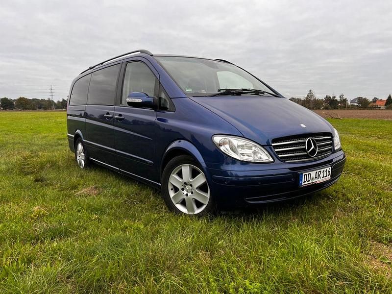 Blau Gebraucht 2006 Mercedes Viano Van / Kleinbus | 10.900 € (Teuer) - Bild 1/4